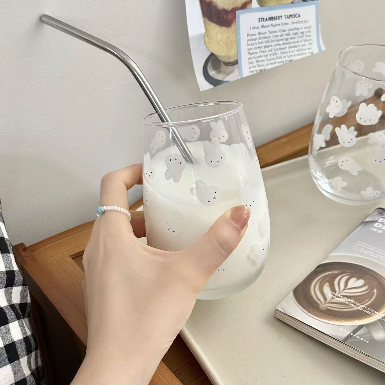 かわいいミッフィーのウサギ柄プリントガラスタンブラー、大容量 - Coffee Tea Cup のレビューと価格