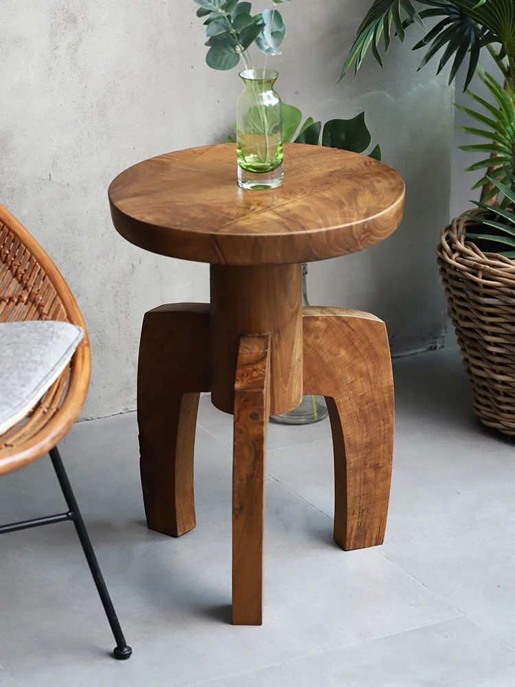 丸いコーヒーテーブル 家の近くにあるシンプルで静かな無垢材の - Coffee Tea Near のレビューと価格
